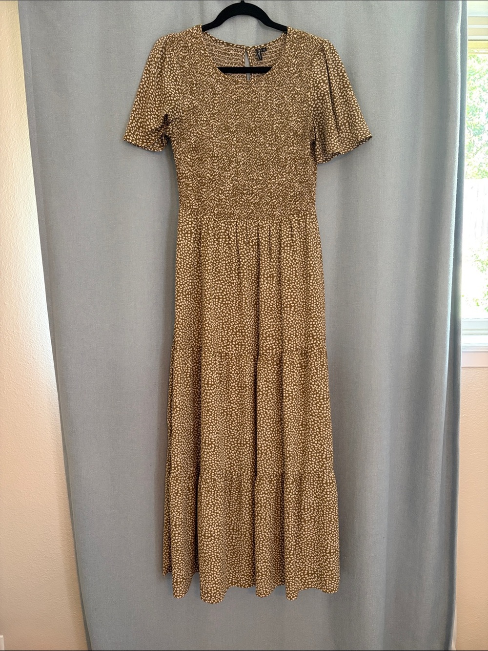 Green Printed Short-Sleeve Tiered Maxi Dress - Picture 1 of 4
